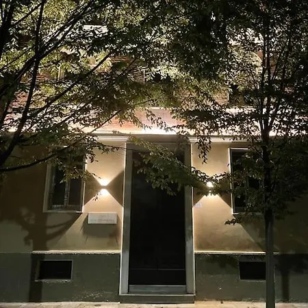 Daire Cucchiari 2 Tipo Modena